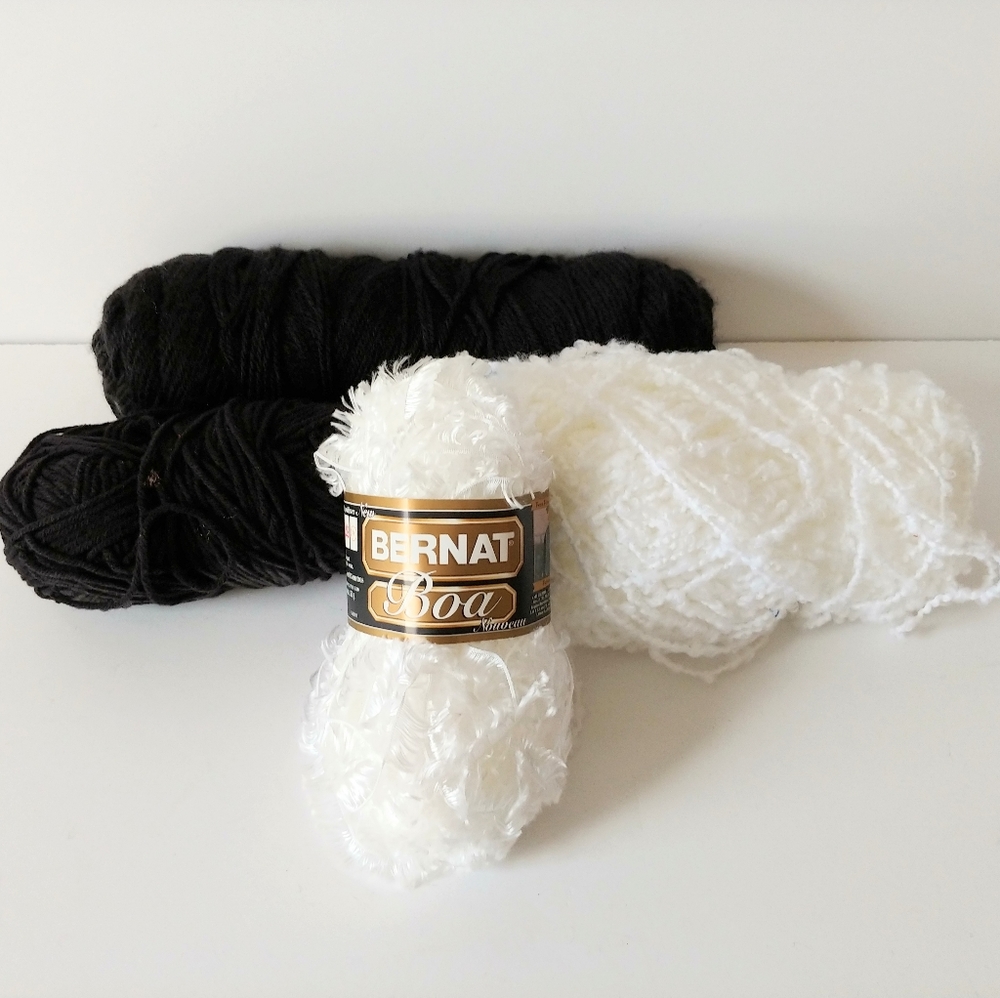 White Bernat Boa Black Yarn Lot of 4